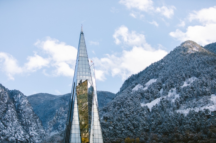 La punta del centre termolúdic Caldea.